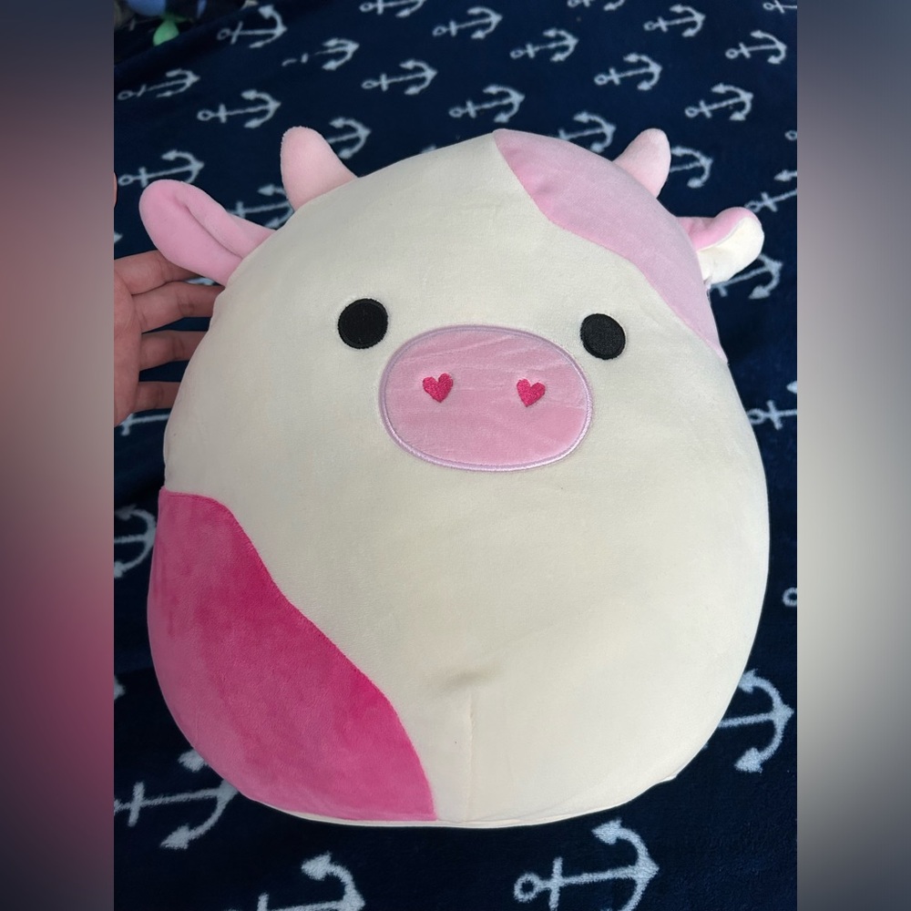 Squishmallows Caedyn Valentine Cow